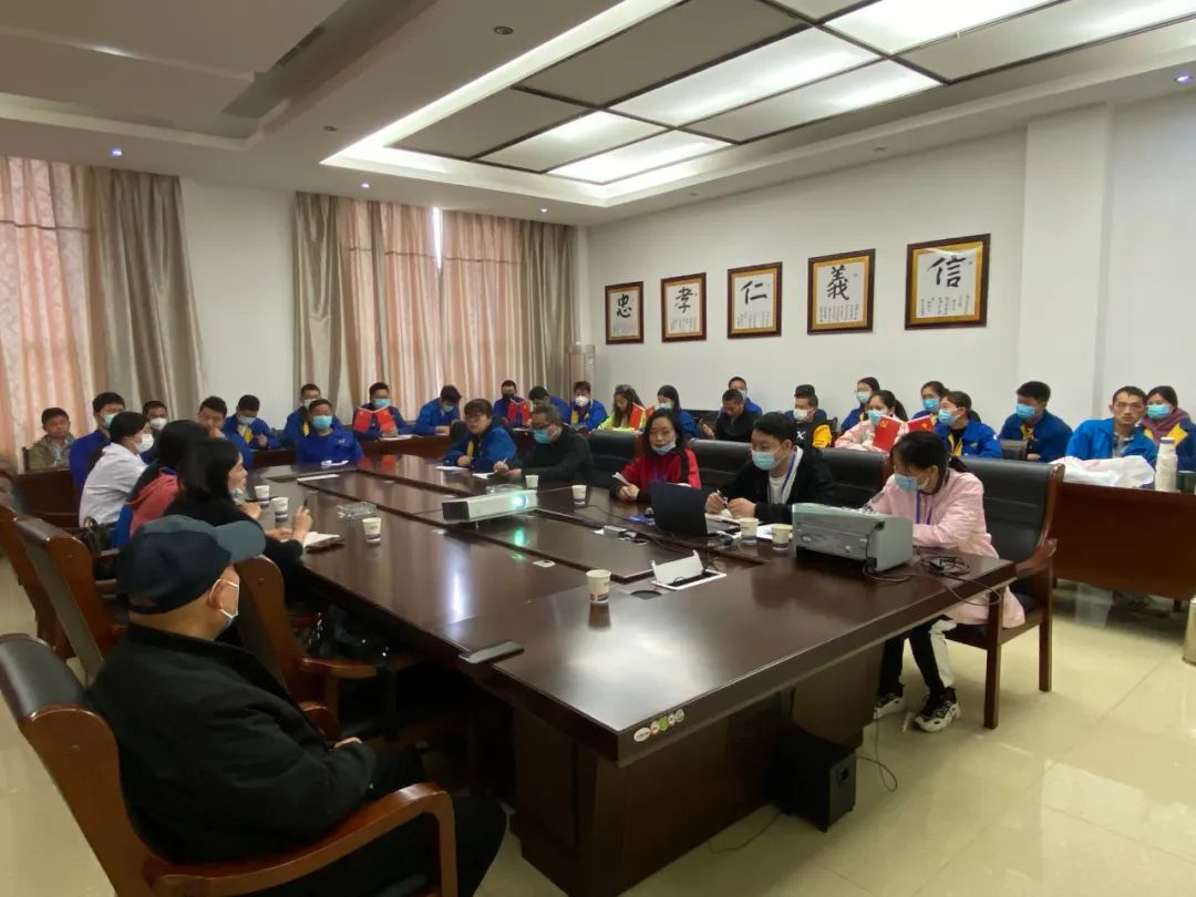 医保宣讲微课堂走进三亿体育_三亿(中国)一站式服务官方网站重工